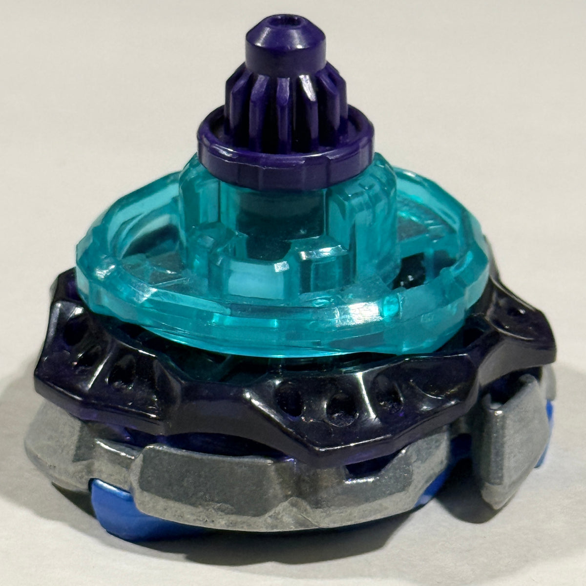 Pre-owned Takara Tomy Beyblade X CX-08 02 Whale Flame bottom