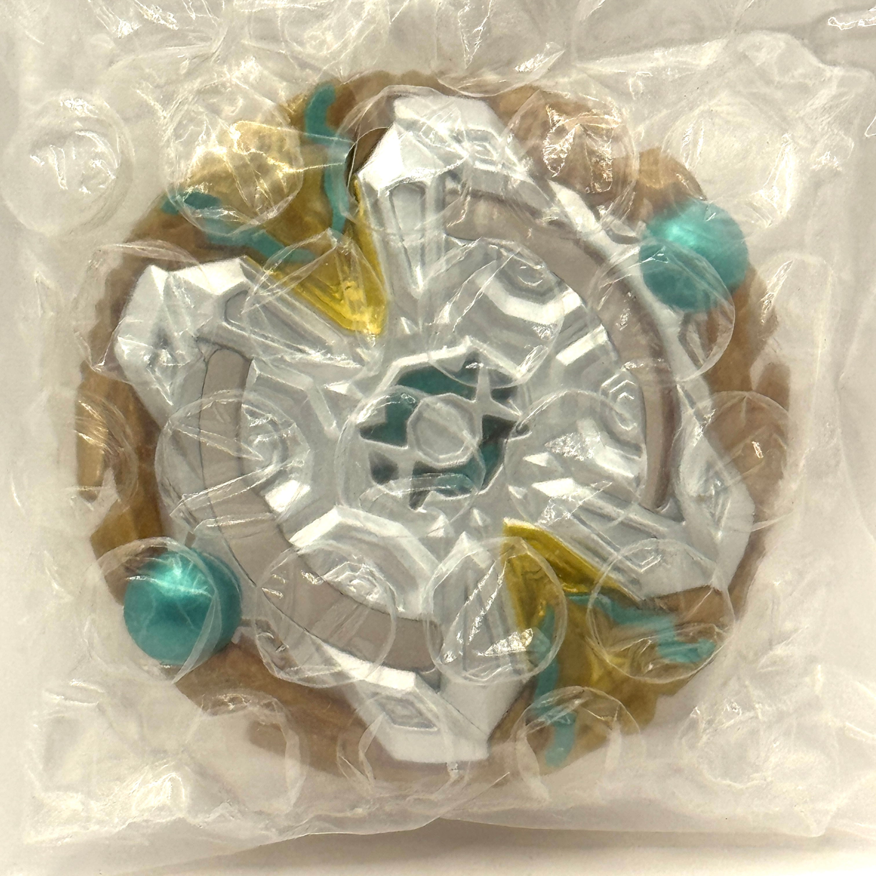 Takara Tomy Beyblade Burst Prize Bey – Orichalcum Outer Octa B-00