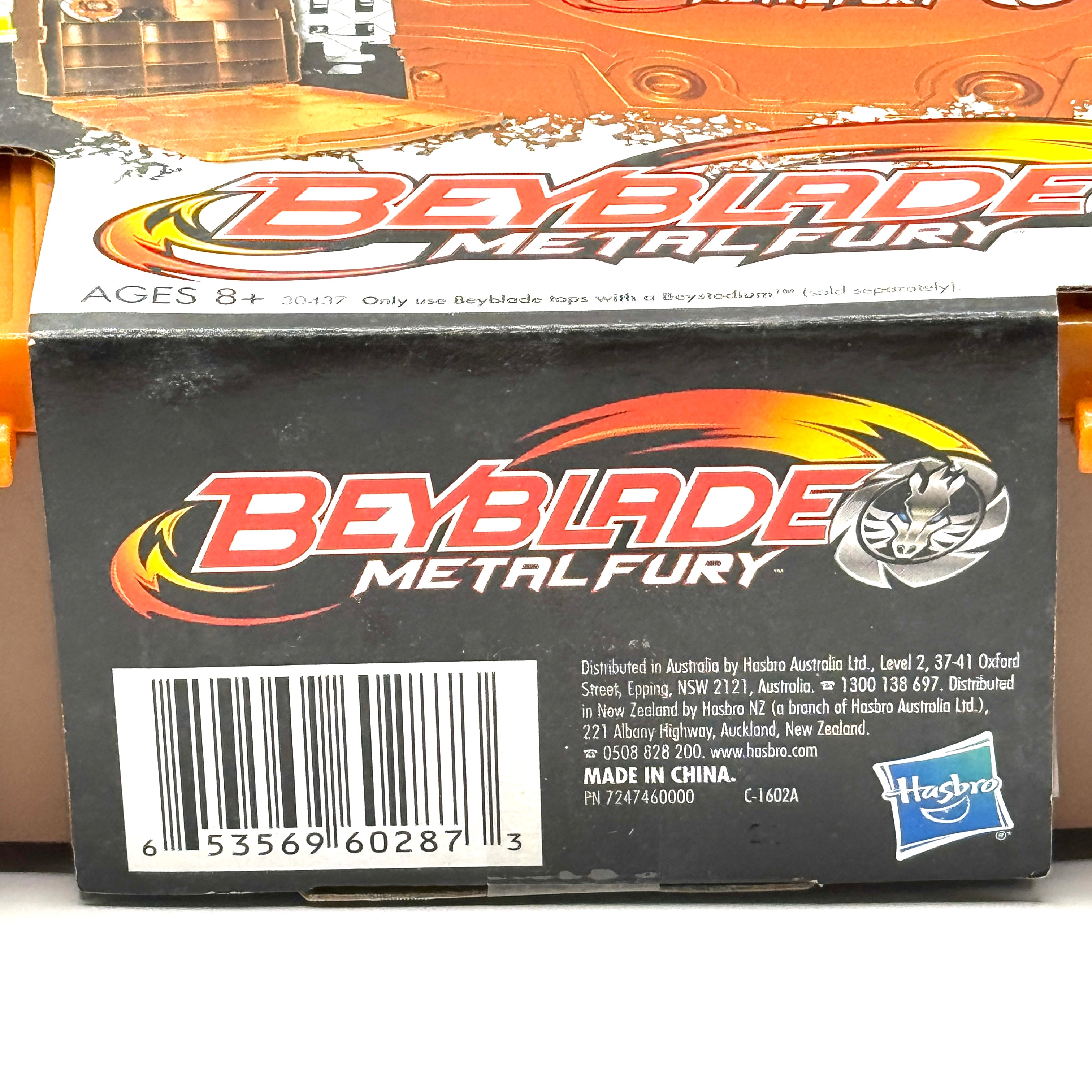 Beyblade Metal Fury Beylocker Case with BB-13A Torch Aries 125D