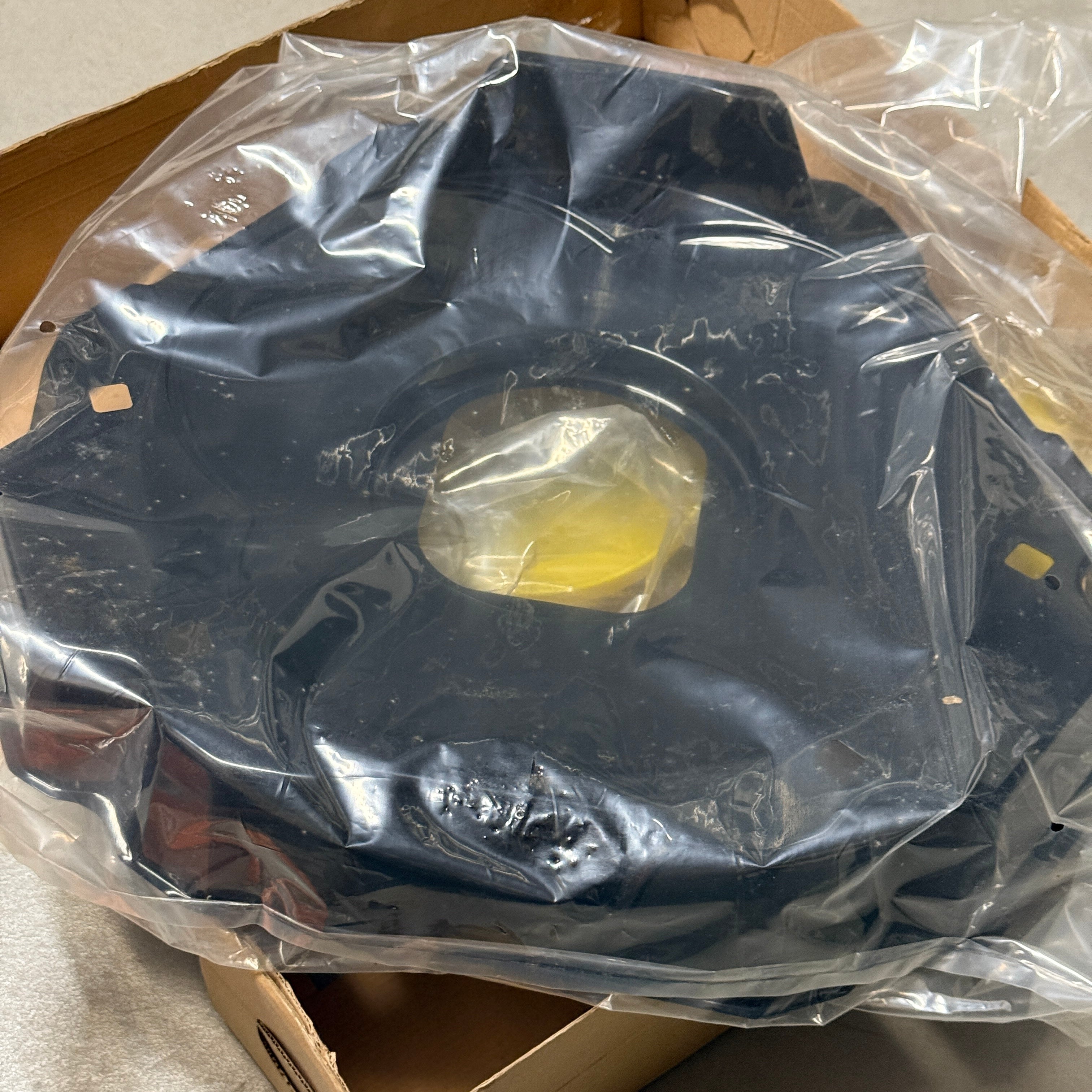 Metal Masters Beyblade Tornado BeyStadium BB-94 w/ Tornado Herculeo & Stadium