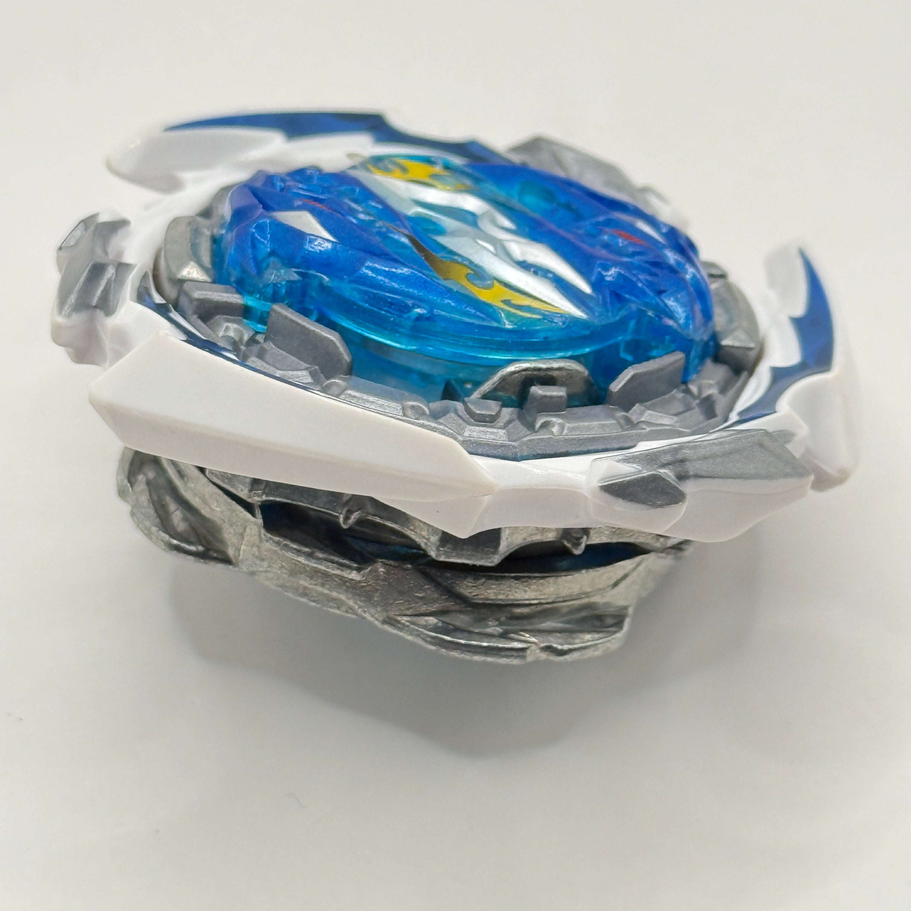 Takara Tomy B-186 04 Dynamite Ragnaruk Burst Beyblade - Used