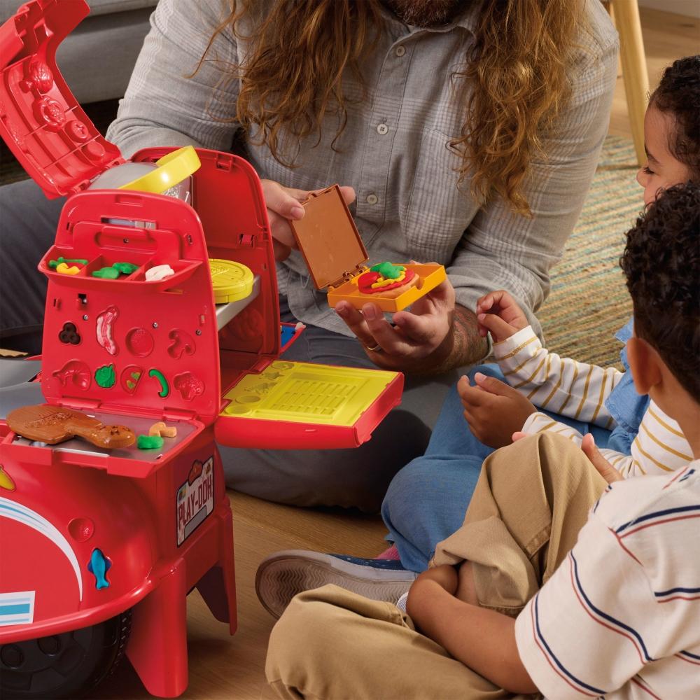 Hasbro Play-Doh Pizza Delivery Scooter Playset