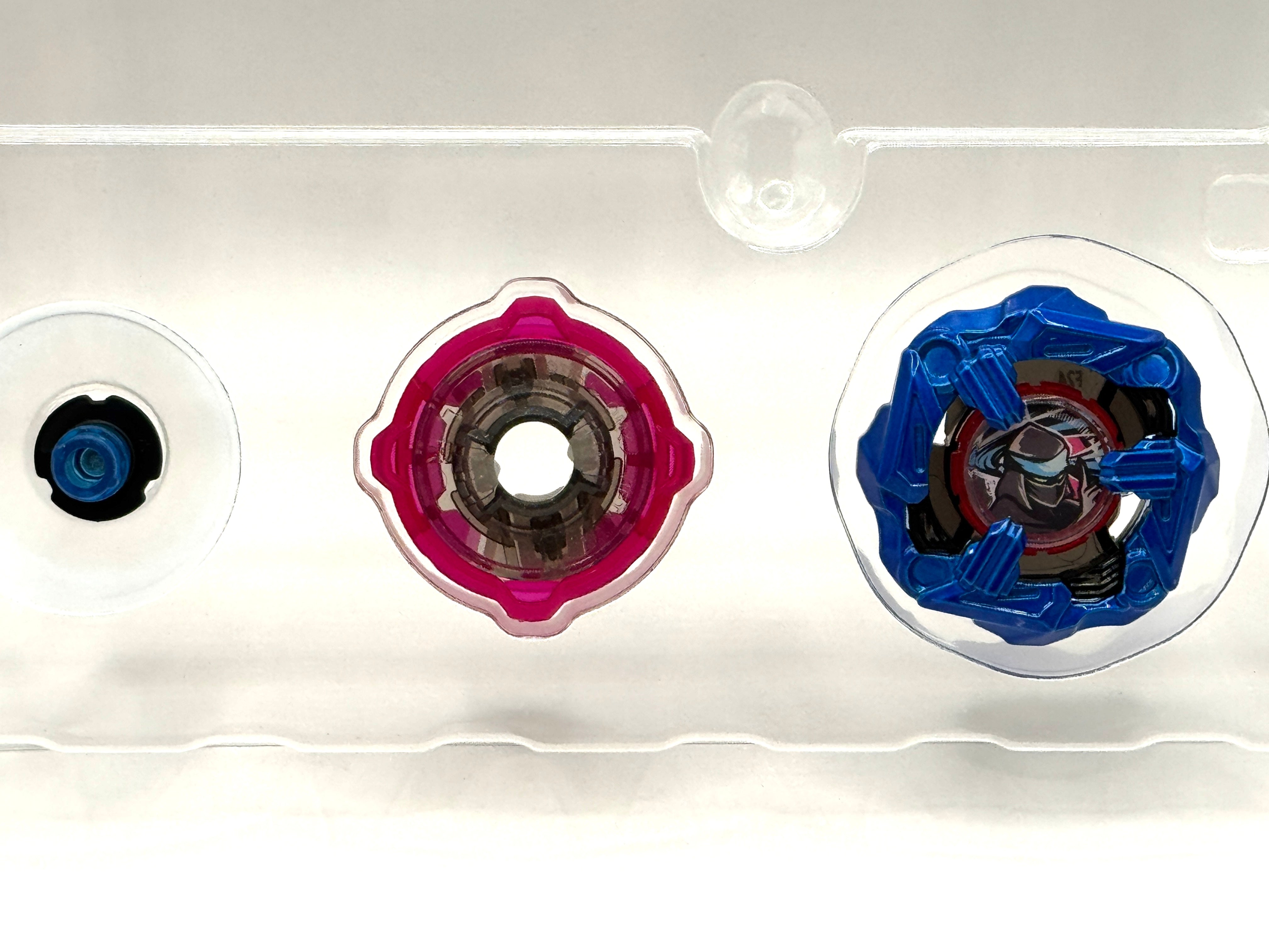 Beyblade X Shinobi Knife 4-60 LF Metal Coat Blue Beyblade (sold as shown no box)
