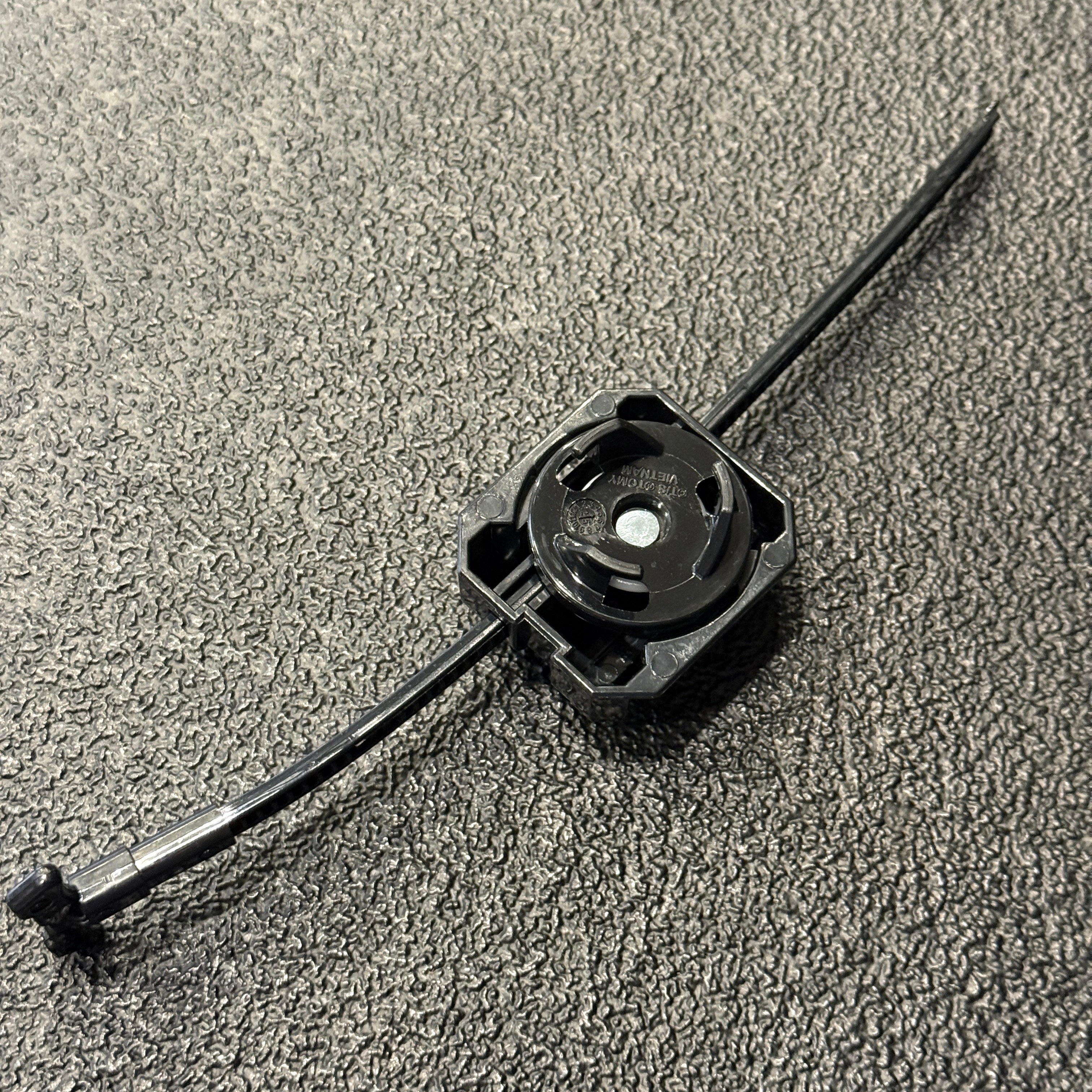 Beyblade X Basic Light Launcher Hasbro